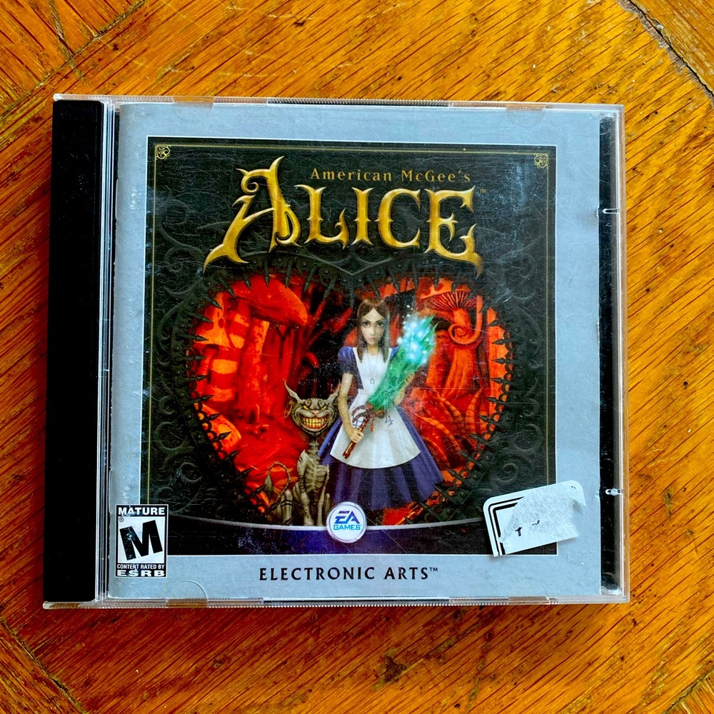 American McGee’s Alice CD PC Game Alice in Wonderland Computer Game 00s Y2K